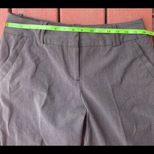 Worthington Women's Capri Pants size 10 brown Pre-owned